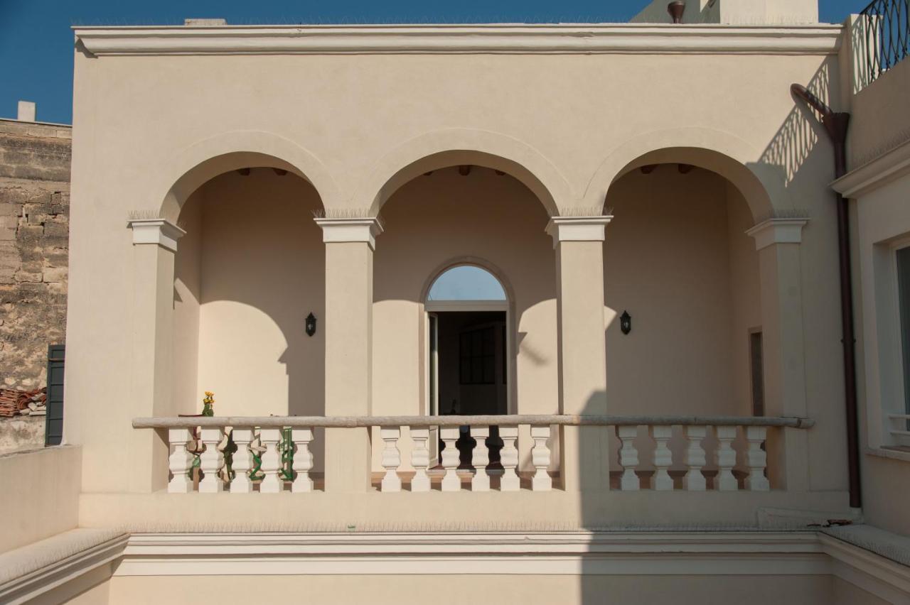 مبيت وإفطار تراني La Soffitta Covelli المظهر الخارجي الصورة
